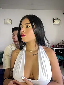 Dulce-diosa online show from January 11, 2025, 9:46 pm