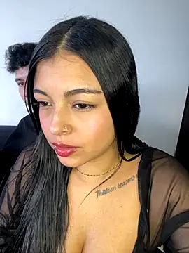 Dulce-diosa online show from November 19, 2025, 8:53 pm