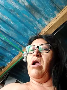 clarita 01 online show from April 15, 2026, 7:58 pm