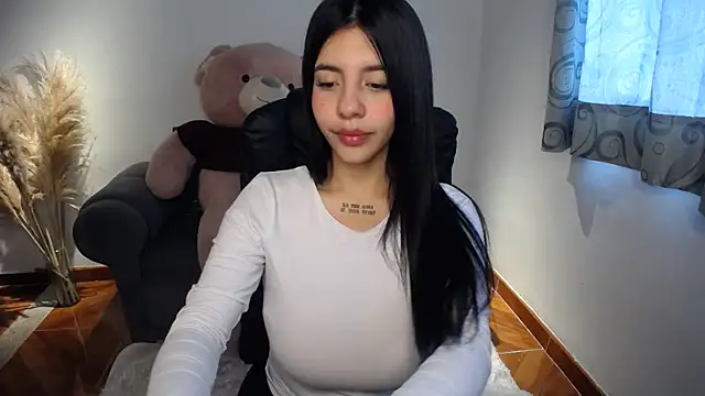 Snapshot of Alin_Aly chatting on September 10, 2025, 5:46 pm Alin Aly online show from September 10, 2025, 5:46 pm