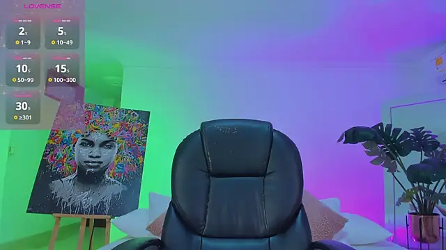 JANYLOVE   online show from April 4, 2026, 10:46 am