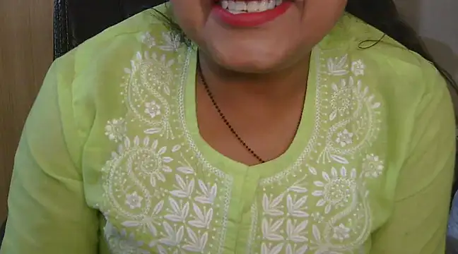 Snapshot of Cute_Ruhi99 chatting on March 8, 2025, 8:11 am Cute Ruhi99 online show from March 8, 2025, 8:11 am