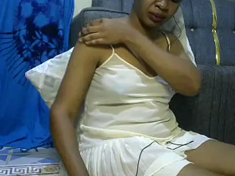 Sexy Kezzy online show from March 11, 2025, 11:04 pm