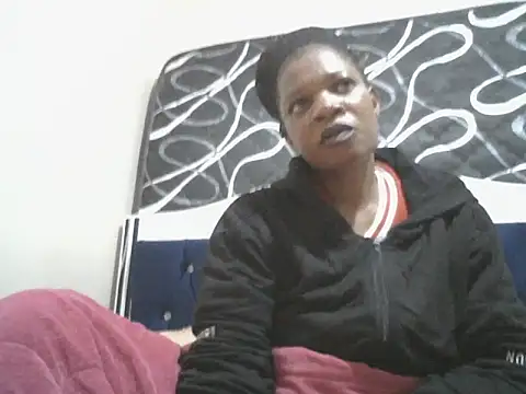clakemmy250 online show from June 1, 2026, 9:38 pm