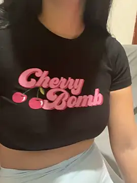 gizemseks online show from November 14, 2025, 9:57 pm