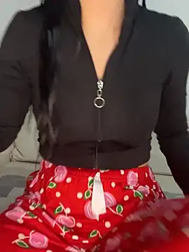 gizemseks online show from November 26, 2025, 5:47 pm