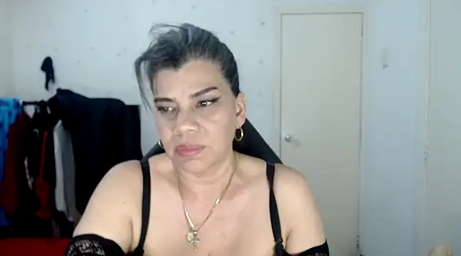 vikyadams online show from March 5, 2025, 2:23 pm