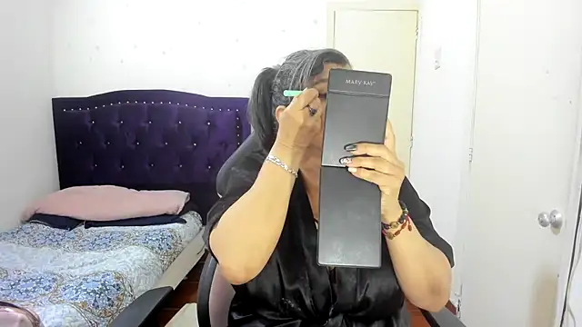 vikyadams online show from September 10, 2025, 9:31 am