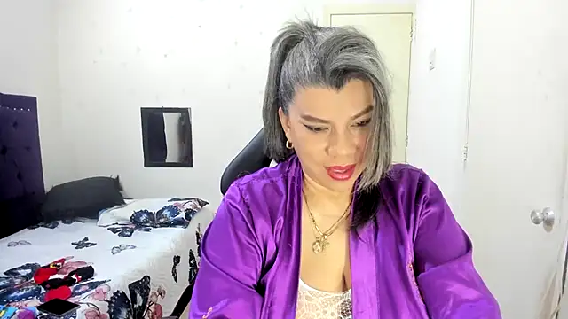 vikyadams online show from December 15, 2025, 12:37 am