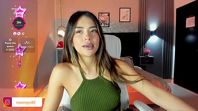 Luna  Ponce online show from December 5, 2024, 4:01 pm