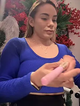 Snapshot of Sara_Gomez chatting on October 14, 2025, 1:39 am Sara Gomez online show from October 14, 2025, 1:39 am