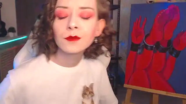 FascinatingEyess online show from December 17, 2025, 12:05 am