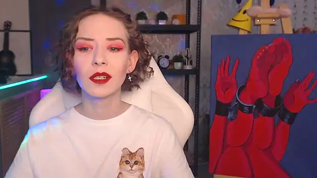 FascinatingEyess online show from February 18, 2026, 7:10 pm