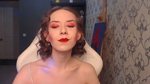 Snapshot of FascinatingEyess chatting on May 21, 2026, 8:05 pm FascinatingEyess online show from May 21, 2026, 8:05 pm