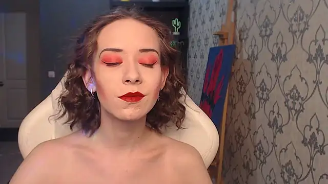 Snapshot of FascinatingEyess chatting on June 11, 2026, 7:12 pm FascinatingEyess online show from June 11, 2026, 7:12 pm