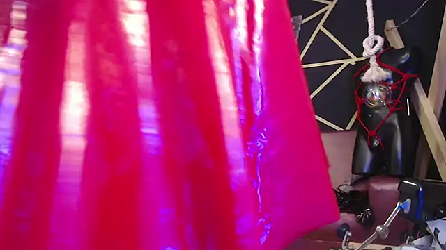 elizatexx online show from December 5, 2024, 2:20 am