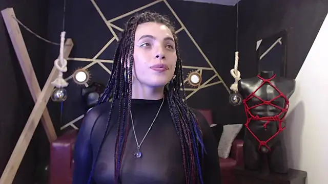 elizatexx online show from December 13, 2024, 10:34 pm