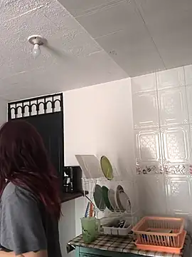 elizatexx online show from April 5, 2026, 3:53 pm