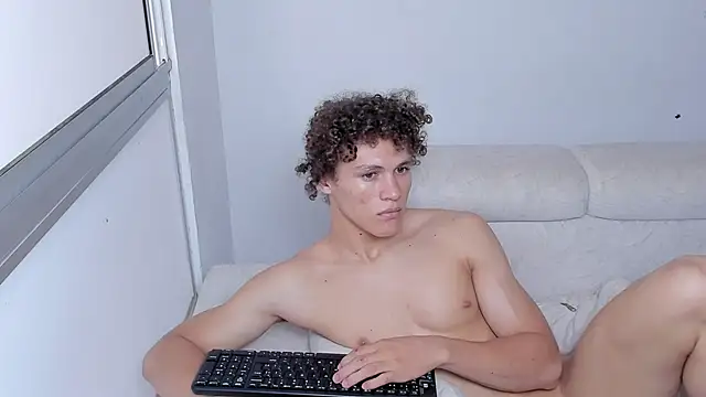 laurent nova online show from February 22, 2025, 10:09 pm