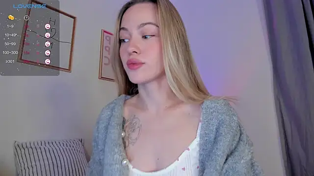 damn cutie online show from November 12, 2025, 4:29 pm