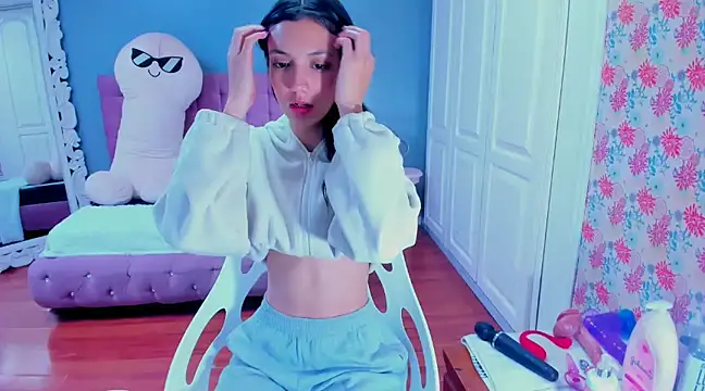 Iris Stone  online show from January 17, 2025, 8:22 pm