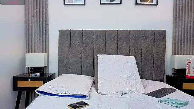 Luciana Ortiz1 online show from November 14, 2025, 2:27 pm