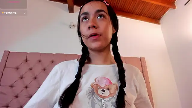 xanna sweet online show from December 10, 2024, 12:50 am