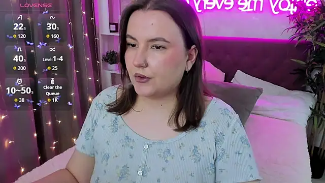 FeralPeach online show from March 1, 2026, 5:09 am