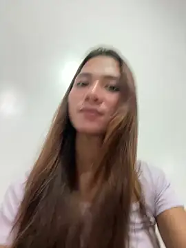 Snapshot of Ur_dreamgurl05 chatting on July 14, 2026, 2:01 pm Ur dreamgurl05 online show from July 14, 2026, 2:01 pm