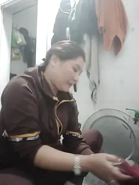 Rose DiDi online show from February 26, 2025, 3:42 am