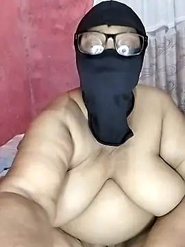 naughtygrannyXXX online show from September 14, 2025, 7:35 pm