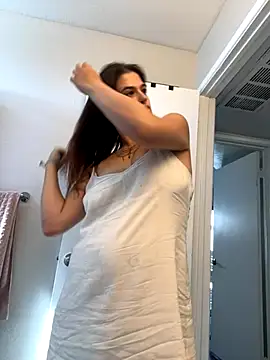 SafeinouterSpace online show from October 29, 2025, 6:09 pm