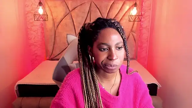 Queen perla  online show from February 20, 2025, 5:40 pm