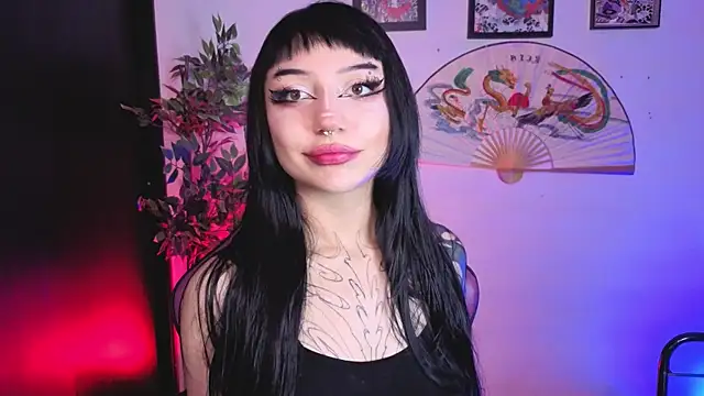 Snapshot of catipetite chatting on July 9, 2026, 7:23 am catipetite online show from July 9, 2026, 7:23 am