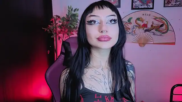 Snapshot of catipetite chatting on July 18, 2026, 7:12 am catipetite online show from July 18, 2026, 7:12 am