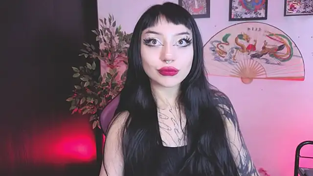 Snapshot of catipetite chatting on July 28, 2026, 4:27 pm catipetite online show from July 28, 2026, 4:27 pm