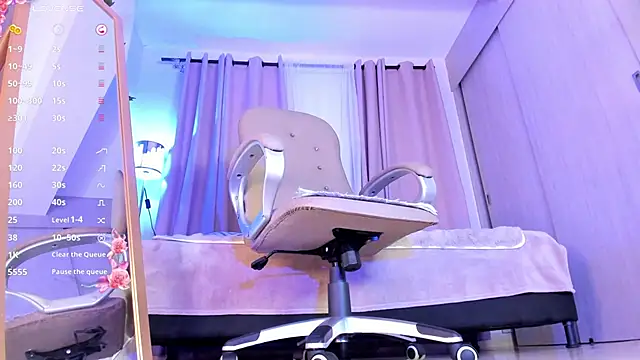 thais dreams online show from March 8, 2025, 12:41 pm