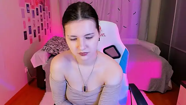 Vanessa Verona online show from February 3, 2025, 4:14 am