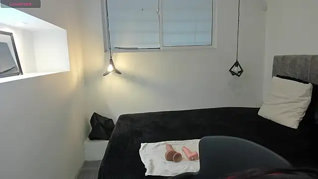 GiaFox  online show from February 14, 2026, 9:11 pm