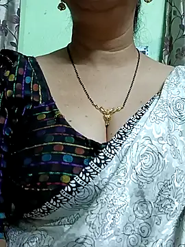 Snapshot of Rosy-B chatting on December 25, 2024, 12:48 am Rosy-B online show from December 25, 2024, 12:48 am