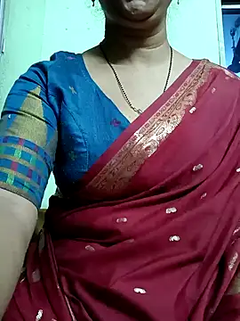 Snapshot of Rosy-B chatting on December 26, 2024, 6:12 pm Rosy-B online show from December 26, 2024, 6:12 pm