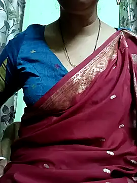 Snapshot of Rosy-B chatting on December 27, 2024, 12:39 am Rosy-B online show from December 27, 2024, 12:39 am