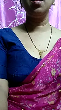 Snapshot of Rosy-B chatting on February 25, 2025, 12:36 am Rosy-B online show from February 25, 2025, 12:36 am