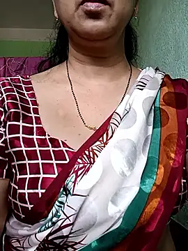 Snapshot of Rosy-B chatting on September 12, 2025, 9:20 am Rosy-B online show from September 12, 2025, 9:20 am