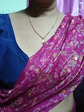 Rosy-B online show from August 8, 2026, 6:54 pm