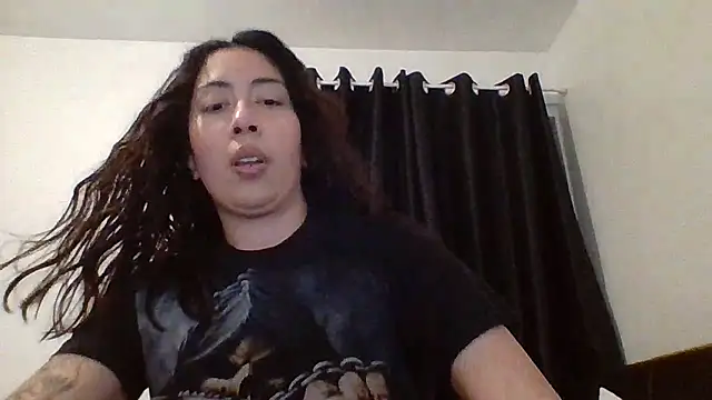 LorenaAnderson online show from March 4, 2025, 9:32 pm