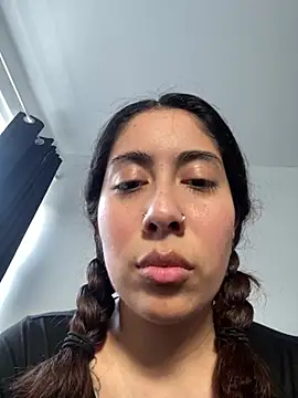 LorenaAnderson online show from March 9, 2025, 4:44 pm