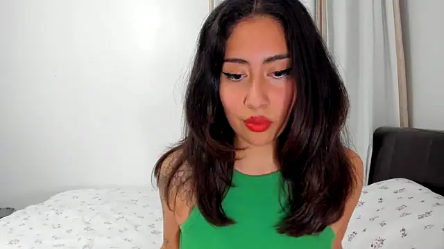 LorenaAnderson online show from September 19, 2025, 7:03 pm