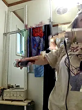 Snapshot of Off_the_Lesh chatting on July 1, 2026, 9:14 pm Off the Lesh online show from July 1, 2026, 9:14 pm