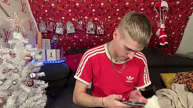 Cookieboy88 online show from December 17, 2025, 2:06 am